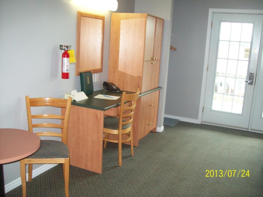 Hilltop Motel & Restaurant Grand-Sault Extérieur photo
